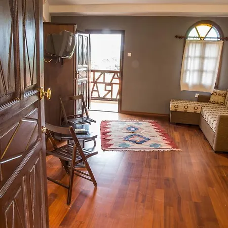 Hanzara אקיאקה