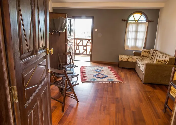 Hanzara Акьяка