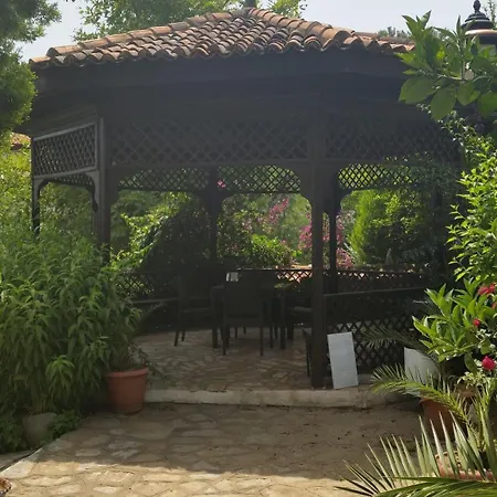 Ξενοδοχείο Hanzara