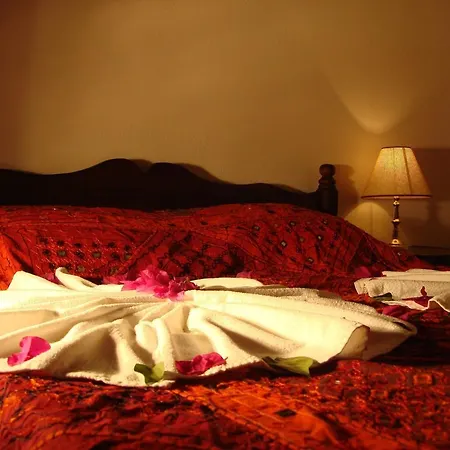 Ξενοδοχείο Hanzara 3*