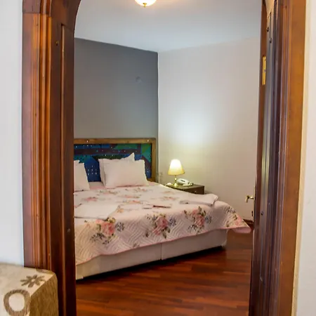 Hotel Hanzara 3*
