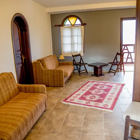 Ξενοδοχείο Hanzara 3*