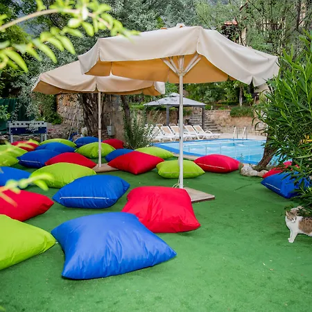 Ξενοδοχείο Hanzara 3*